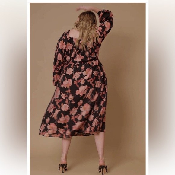 Romantic Floral Square Neck BOHO Modest Peasant Prairie  Smocked MIDI 
Dress - Picture 10 of 16